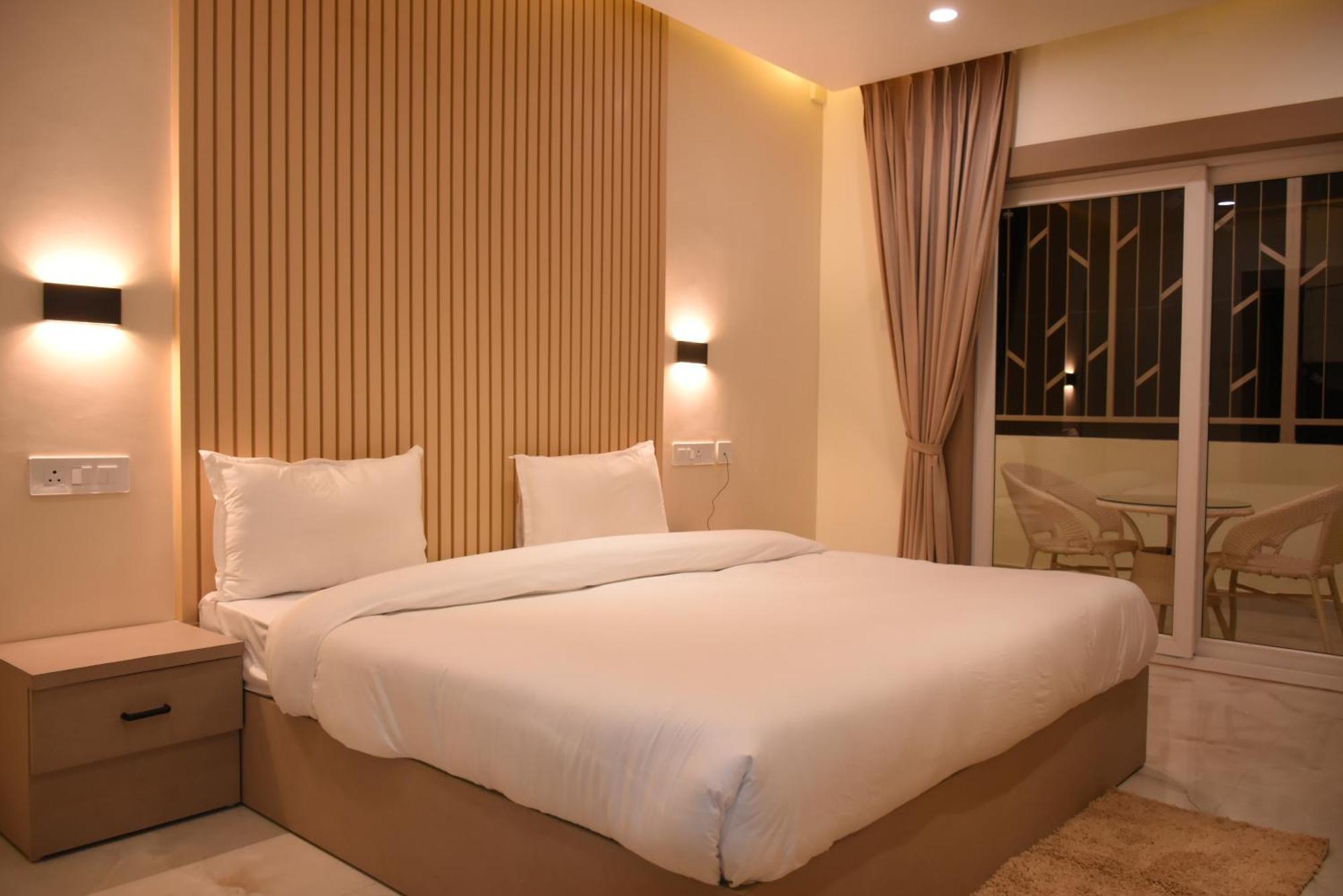 Spruce Hill Hotel & Restro Найнитал Экстерьер фото